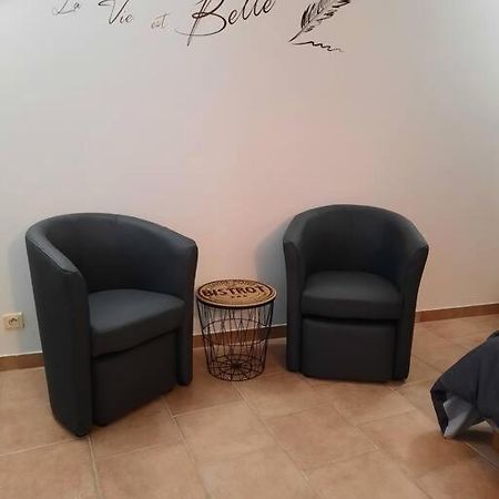 Appartement Le Petit Cocon à Cerizay Extérieur photo